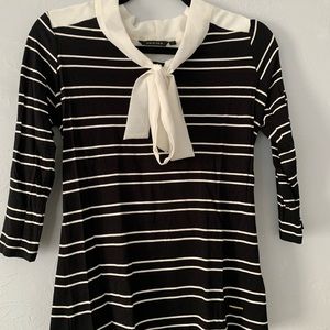 3/4 sleeve top black and white stripes